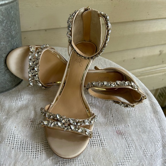 Jewel by Badgley Mischka heels - Picture 1 of 12